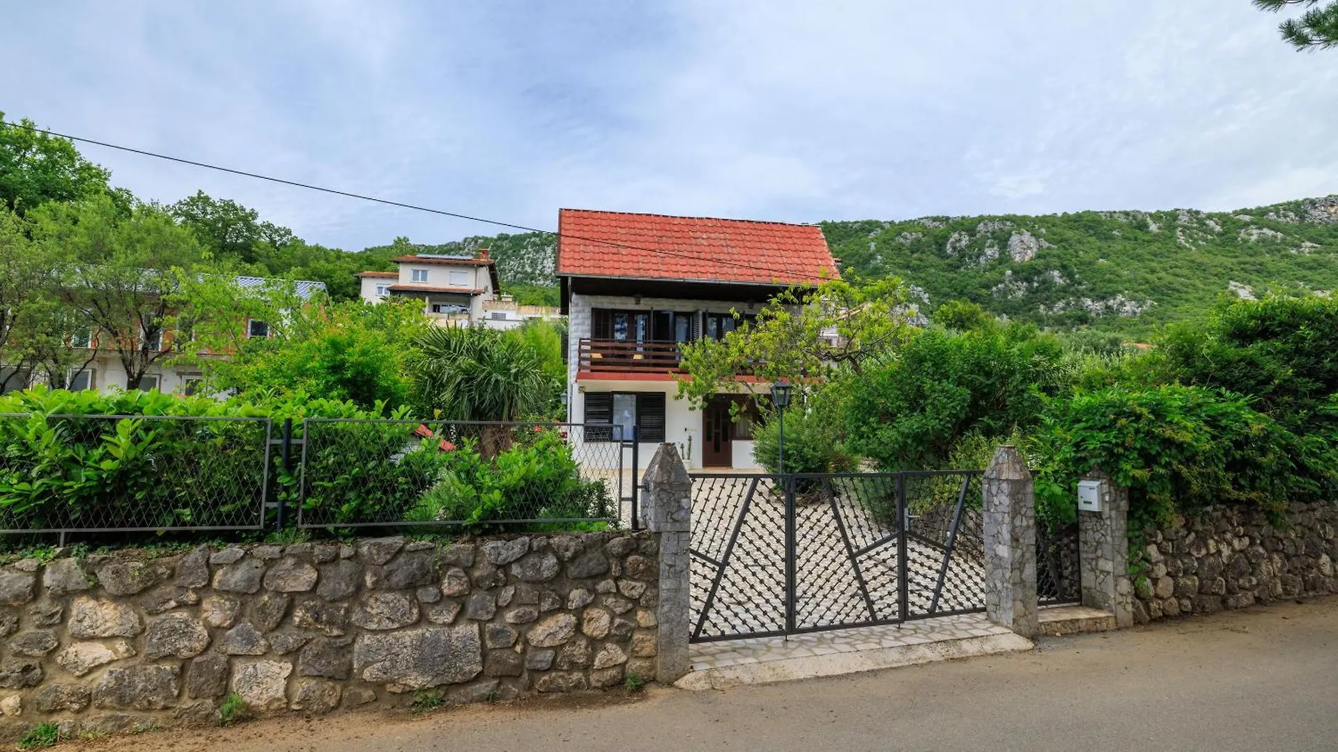 Apartment Oasis Of Peace 2 Bribir  Croatia